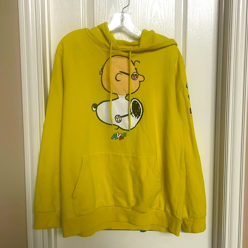 Peanuts AVAF hoodie size large